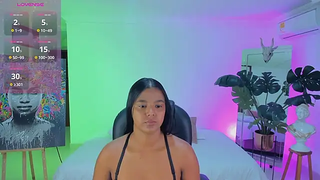 Snapshot of JANYLOVE__ chatting on February 27, 2026, 10:48 am JANYLOVE online show from February 27, 2026, 10:48 am