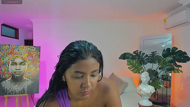 Snapshot of JANYLOVE__ chatting on April 25, 2026, 11:13 am JANYLOVE online show from April 25, 2026, 11:13 am