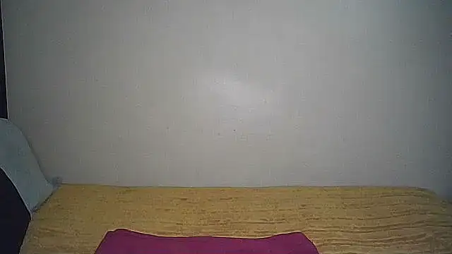 Snapshot of SuvieyX chatting on May 25, 2026, 5:18 am SuvieyX online show from May 25, 2026, 5:18 am