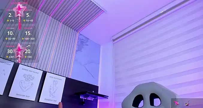 Snapshot of Violet_spencer chatting on December 1, 2025, 10:32 pm Violet spencer online show from December 1, 2025, 10:32 pm