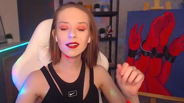 FascinatingEyess online show from January 17, 2025, 9:39 pm