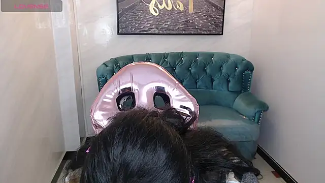  lucy v online show from February 5, 2025, 9:25 am