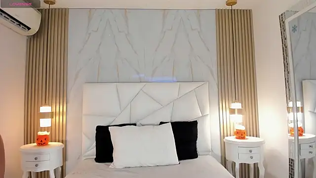 belacampbell online show from October 10, 2025, 5:30 am