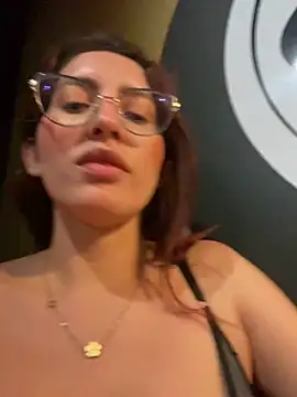 VioletPearson online show from March 11, 2025, 12:11 am