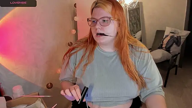 Melissa Purr online show from March 25, 2026, 4:17 pm