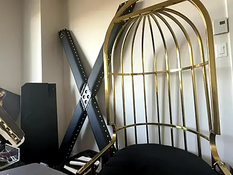 yourgoddessangela online show from October 29, 2025, 3:55 pm