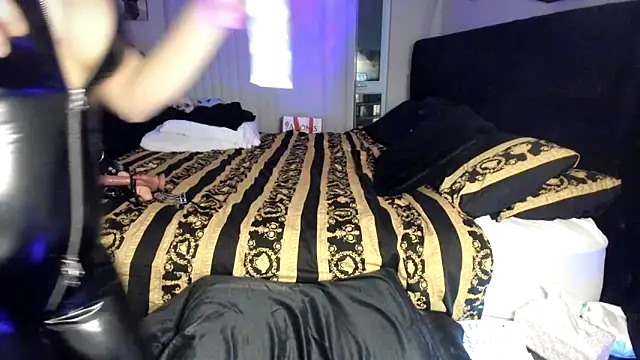 yourgoddessangela online show from February 19, 2025, 12:03 am