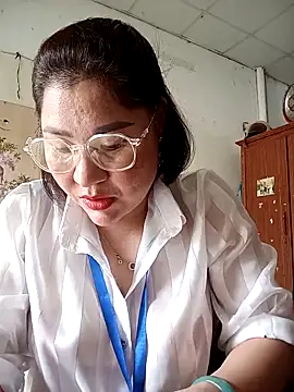 Rose DiDi online show from April 13, 2026, 5:33 am