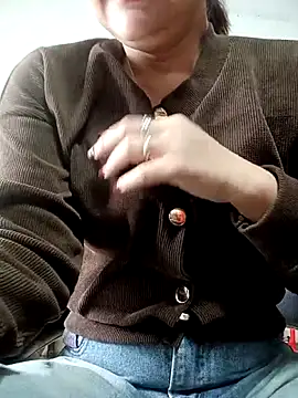 Snapshot of Rose_DiDi chatting on December 22, 2025, 4:12 am Rose DiDi online show from December 22, 2025, 4:12 am