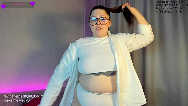 Ruth Oliver online show from March 8, 2025, 8:22 am