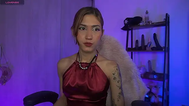 MissKorah online show from July 26, 2026, 1:23 am