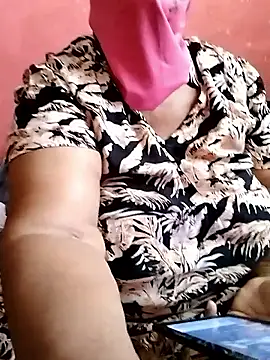 naughtygrannyXXX online show from October 6, 2025, 11:22 am