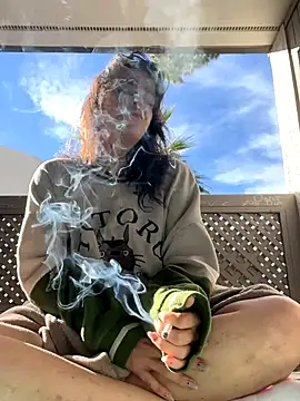 SafeinouterSpace online show from December 19, 2025, 9:50 pm