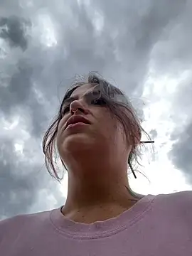 SafeinouterSpace online show from October 10, 2025, 6:20 pm