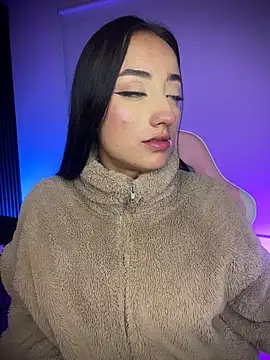 Ady 18 online show from March 28, 2026, 1:17 am