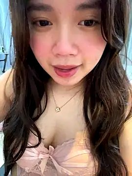 Hotellinh12 online show from December 18, 2025, 5:12 am