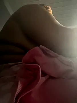 Snapshot of Chubbykarisma27 chatting on November 1, 2025, 4:08 am Chubbykarisma27 online show from November 1, 2025, 4:08 am