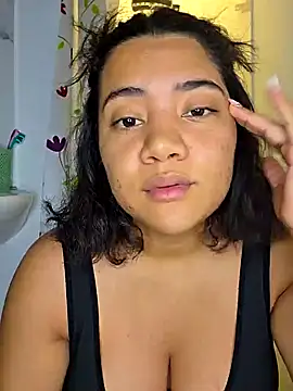 Watagatapitusberry1 online show from December 13, 2025, 11:44 pm