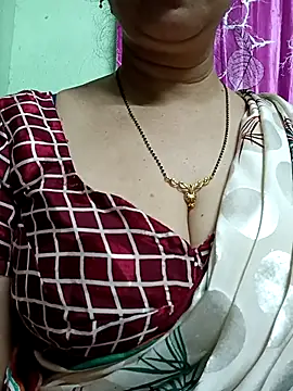 Rosy-B online show from February 11, 2026, 10:20 pm