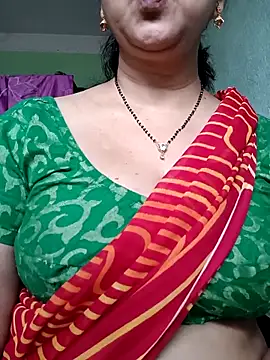 Rosy-B online show from October 29, 2025, 9:41 am