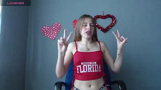 Snapshot of blue_violette_ chatting on February 10, 2025, 3:53 pm blue violette online show from February 10, 2025, 3:53 pm