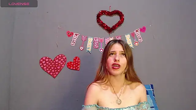 Snapshot of blue_violette_ chatting on February 24, 2025, 4:26 pm blue violette online show from February 24, 2025, 4:26 pm