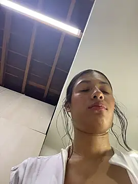 Valentinabaker online show from July 26, 2026, 9:38 am