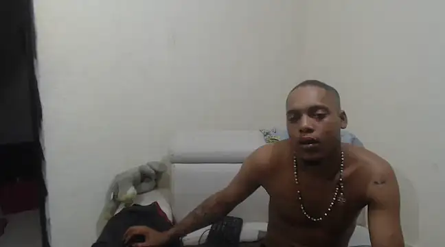 Snapshot of spicycouplex chatting on January 18, 2025, 6:03 am spicycouplex online show from January 18, 2025, 6:03 am