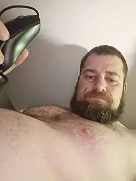 machobear87 online show from January 13, 2026, 11:19 pm