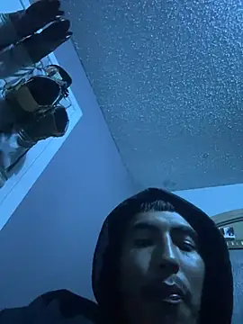 Snapshot of ericxxx222 chatting on November 7, 2025, 7:46 am ericxxx222 online show from November 7, 2025, 7:46 am