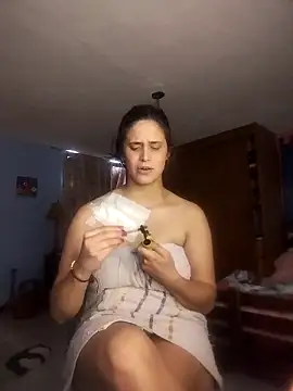 Catalinacandela online show from February 14, 2026, 6:52 pm