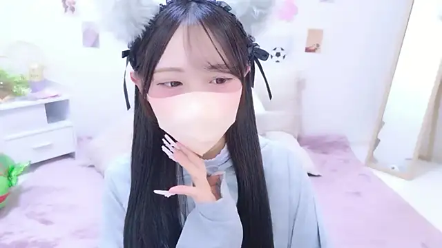 Snapshot of Suzu_ch_xx chatting on June 24, 2026, 2:04 pm Suzu ch xx online show from June 24, 2026, 2:04 pm
