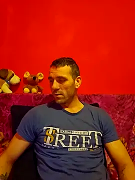 Snapshot of Aian09 chatting on February 14, 2025, 6:40 pm Aian09 online show from February 14, 2025, 6:40 pm