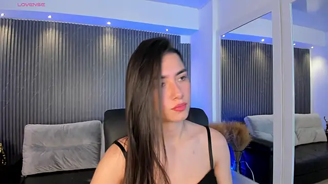 Emmaa Robertss online show from September 20, 2025, 12:21 pm