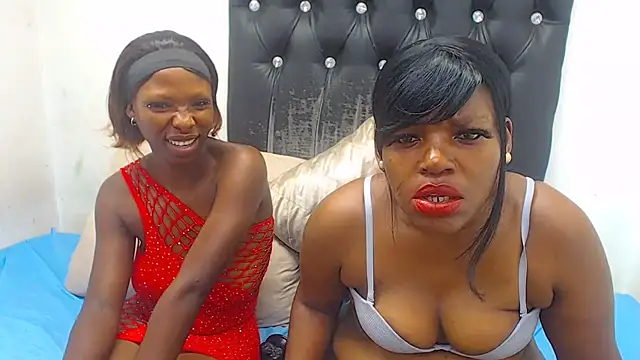 Snapshot of MILKYLONGPUSSYLIPSS chatting on February 19, 2026, 6:05 pm MILKYLONGPUSSYLIPSS online show from February 19, 2026, 6:05 pm