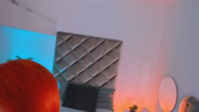 Crazyorange  online show from November 18, 2025, 10:29 am