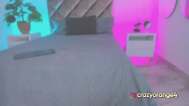 Crazyorange  online show from October 11, 2025, 10:27 am