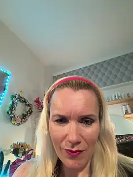 DirtyMargaret online show from March 24, 2026, 3:06 am