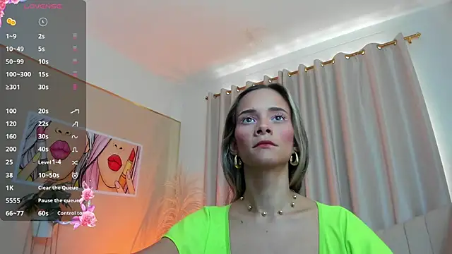SkiinnyAna online show from February 20, 2025, 5:52 pm