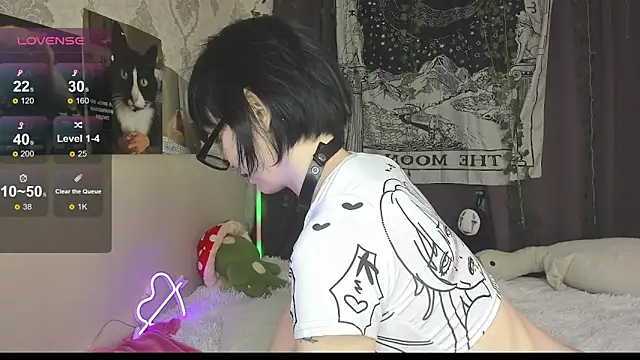 SophiaRyder online show from November 15, 2025, 12:47 am