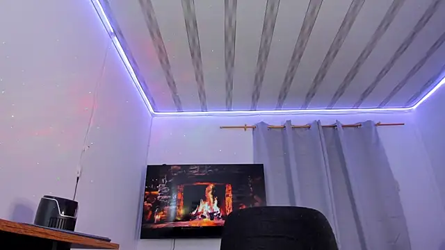 Snapshot of bower_and_colucci chatting on February 3, 2026, 2:53 am bower and colucci online show from February 3, 2026, 2:53 am