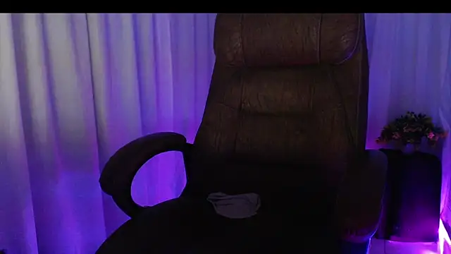 Prita07 online show from March 17, 2025, 4:01 pm