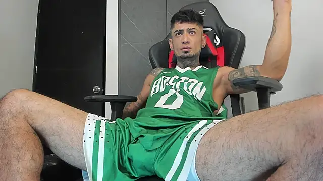 Snapshot of sergiio_mesa27 chatting on October 17, 2025, 1:24 pm sergiio mesa27 online show from October 17, 2025, 1:24 pm