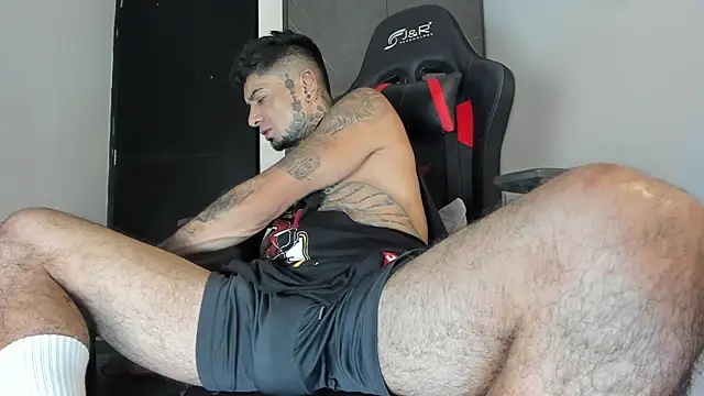 Snapshot of sergiio_mesa27 chatting on October 27, 2025, 2:45 am sergiio mesa27 online show from October 27, 2025, 2:45 am