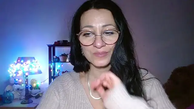 KeisyNeonX online show from January 13, 2026, 8:35 pm