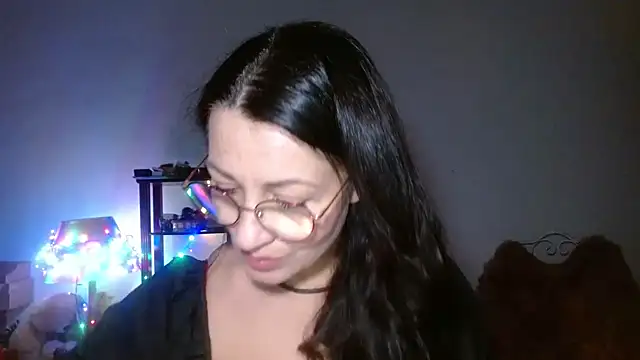 Snapshot of KeisyNeonX chatting on February 14, 2026, 8:42 pm KeisyNeonX online show from February 14, 2026, 8:42 pm