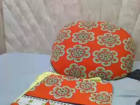 Sexy Villagegal online show from November 5, 2025, 6:55 pm