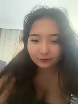 cutie mio online show from December 22, 2024, 12:38 pm