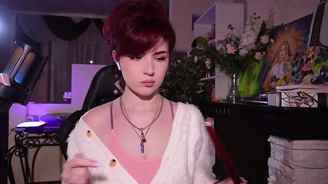 Chriss Fox online show from November 23, 2025, 3:22 pm