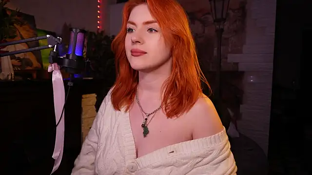 Chriss Fox online show from March 19, 2025, 3:19 pm